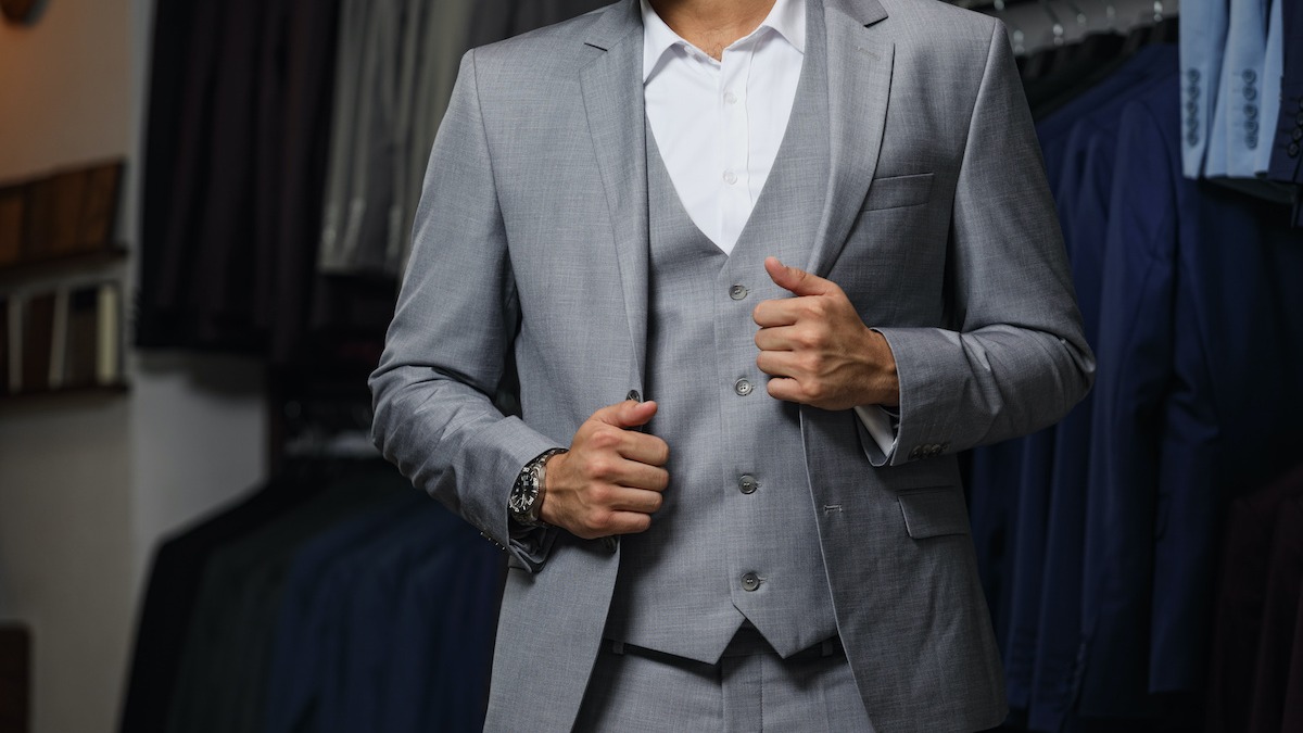 Unveiling Style : Men’s Dress Vests for Sale