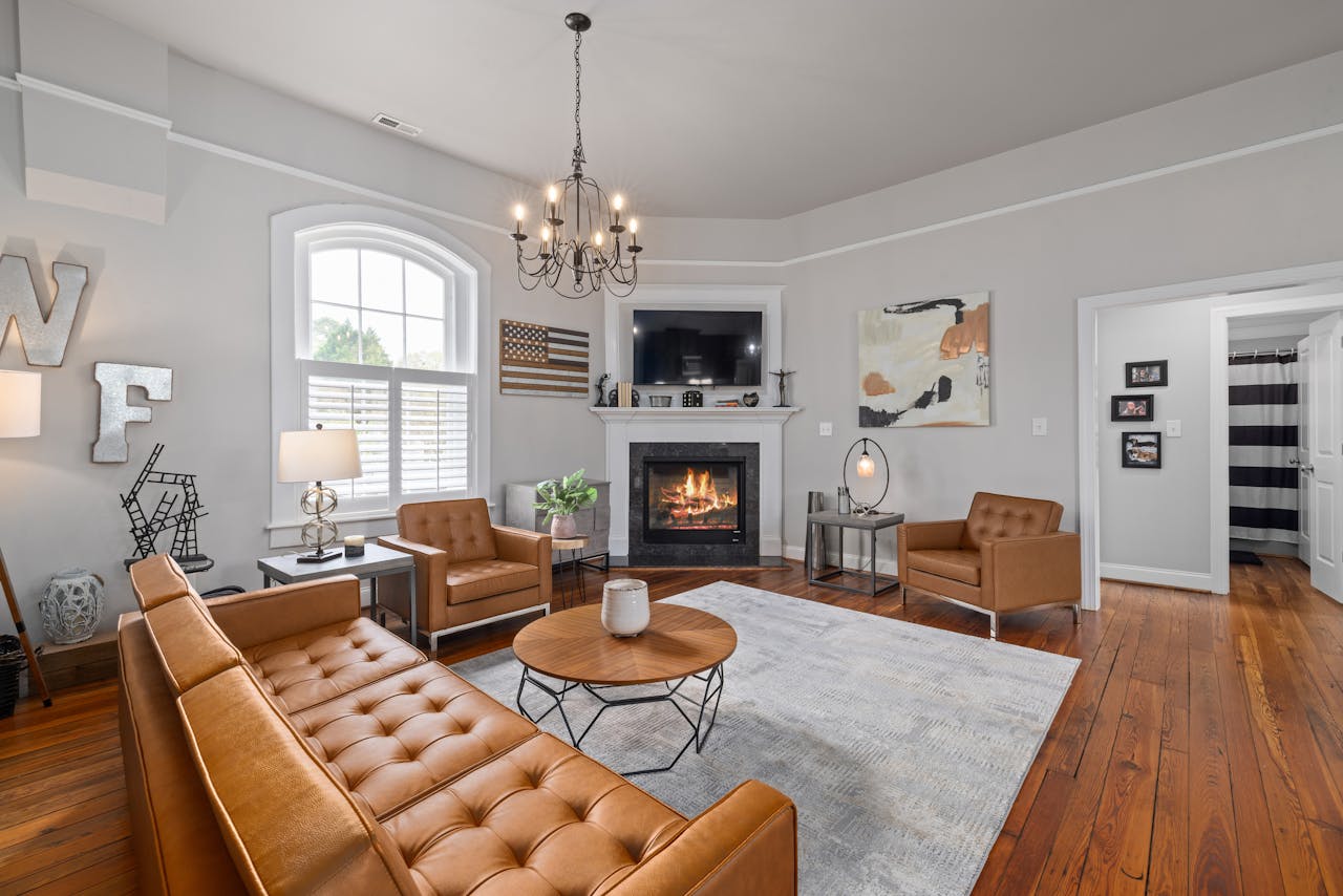 leather furniture in Canada
