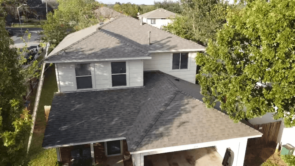 asphalt roof installation